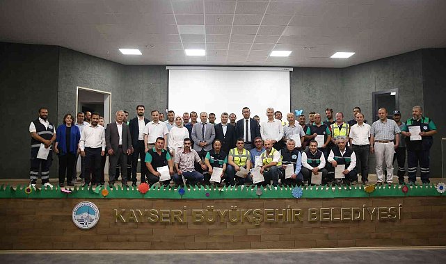 Büyükşehir personeline &#039;Orman Yetiştirme ve Bakım&#039; sertifikası