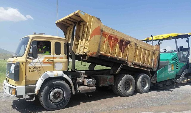 Büyükşehir'den Develi Devlet Hastanesi çevresine 3.7 milyon TL'lik asfalt çalışması