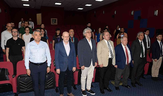 Canlı cerrahi uygulamasını 15 bin cerrah izledi