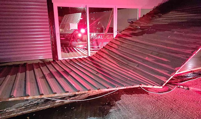 Çatı rüzgara dayanamadı: 1 yaralı