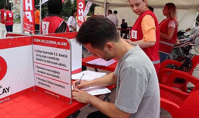 CHP Kdz. Ereğli'de kan bağışında bulundu