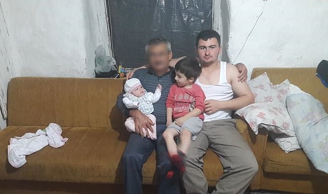 Cinnet geçiren babaları tarafınan öldürülen iki kardeşin cenazeleri evden alındı