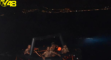 Çıplak halde ölüme terk edilen göçmenlerin imdadına Sahil Güvenlik yetişti