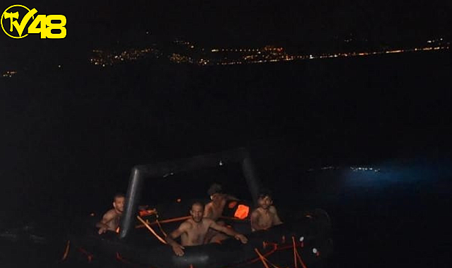 Çıplak halde ölüme terk edilen göçmenlerin imdadına Sahil Güvenlik yetişti