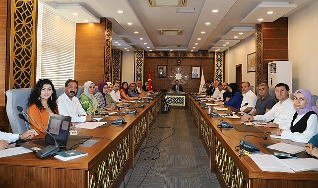 Cizre&#039;de şiddetle mücadele toplantısı