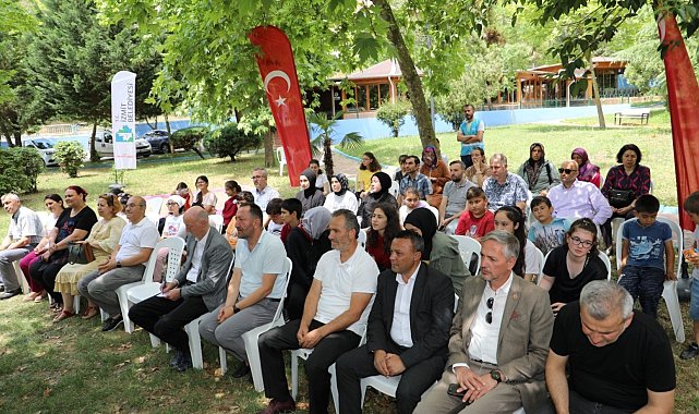 Çocuk Ödül Market'in 6'ıncı şubesi Alikahya'ya açıldı