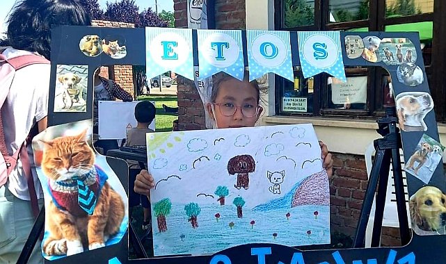 Çocuklar hayvan resimleri çizerek yarıştı