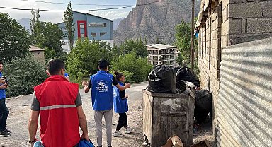 Çukurcalı gönüllü gençlerden örnek davranış