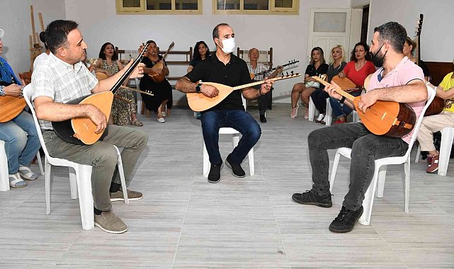 Çukurova&#039;da bağlama kursuna yoğun ilgi