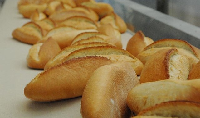 Denizli&#039;de 200 gram ekmek 4 TL oldu