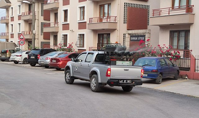 Derince Belediyesi&#039;nden sivri sinekle etkin mücadele