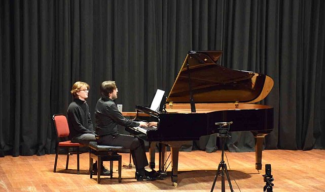 Devlet Konservatuvarında Berkant Gençkal Yıl Sonu Konseri düzenlendi