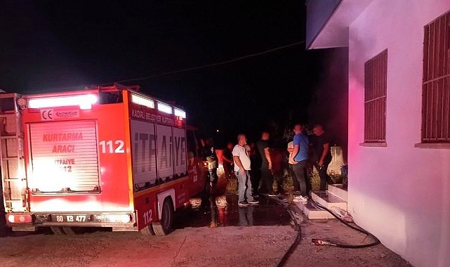 Dikiş kursunda çıkan yangın söndürüldü