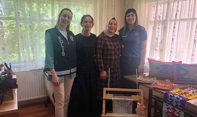 Dikiş ve kilim dokuma kursiyerlerine KADES tanıtıldı