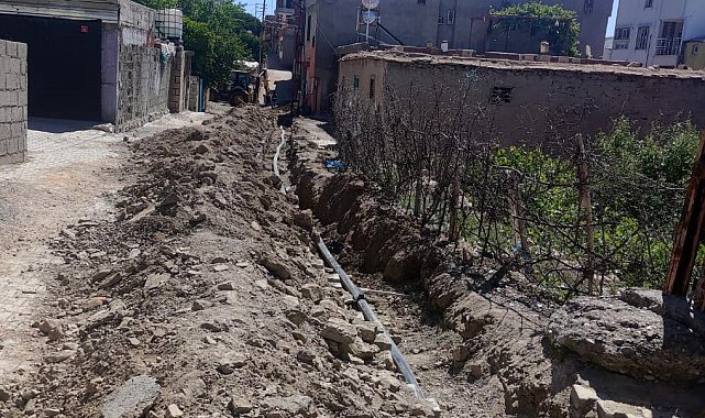 DİSKİ ekipleri su sorunlarını çözmeye devam ediyor