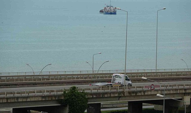 Doç. Dr. Erüz: &quot;Karadeniz&#039;in yüzde 16&#039;lık kısmında avcılık yapılıyor&quot;