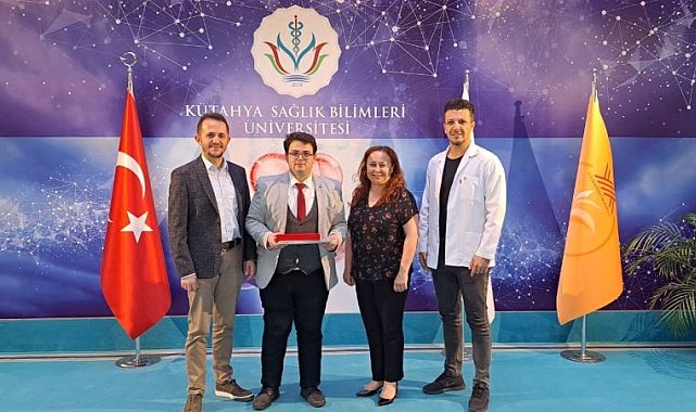 Doktor İbrahim Üney&#039;e &quot;Acil Servis Stajında Yılın En Başarılı Intörn Doktoru&quot; ödülü