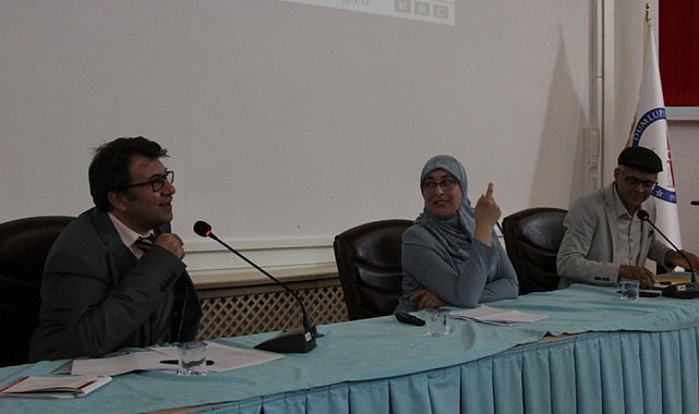 DPÜ İİBF'de Rusya-Ukrayna krizi Arapça dilinde ele alındı