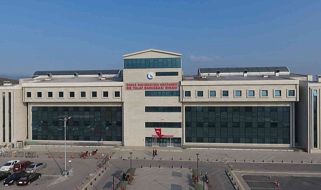 Düzce Üniversitesi Hastanesi bir basamak daha yükseldi