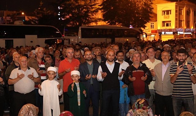 Düzceli hacı adayları kutsal topraklara gönderildi