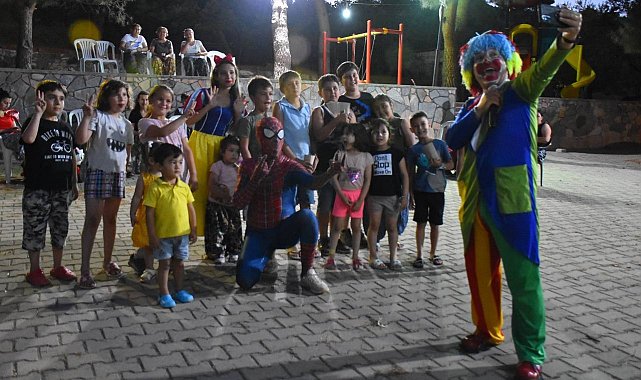 Edremit Belediyesi'nden çocuklara yaz şenliği