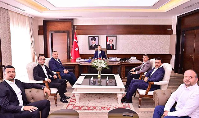 Efeler 09 SKF yönetim kurulu Vali Aksoy ile görüştü