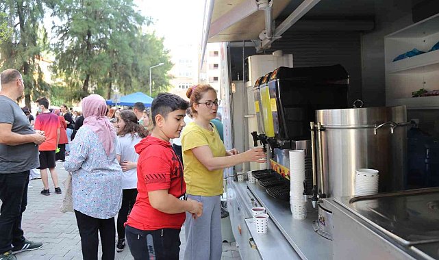 Efeler'den LGS'ye giren öğrencilere destek