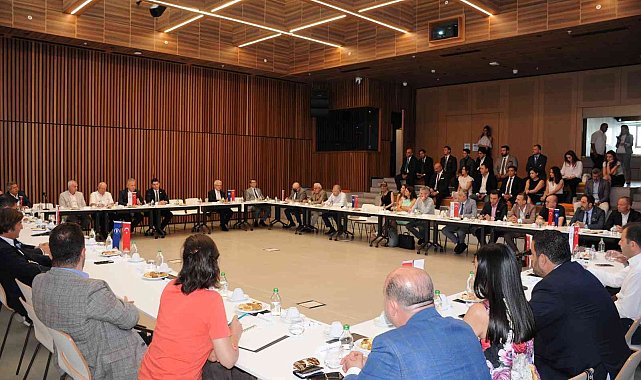 EGİAD Danışma Kurulu iş dünyasını buluşturdu