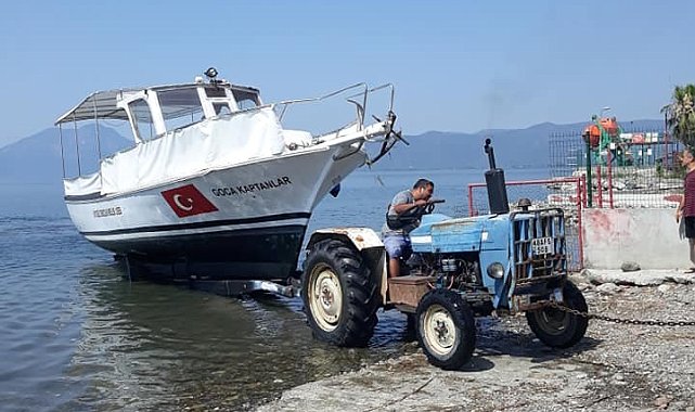 Eğitim sezonunu tamamlayan deniz araçları karaya çekildi
