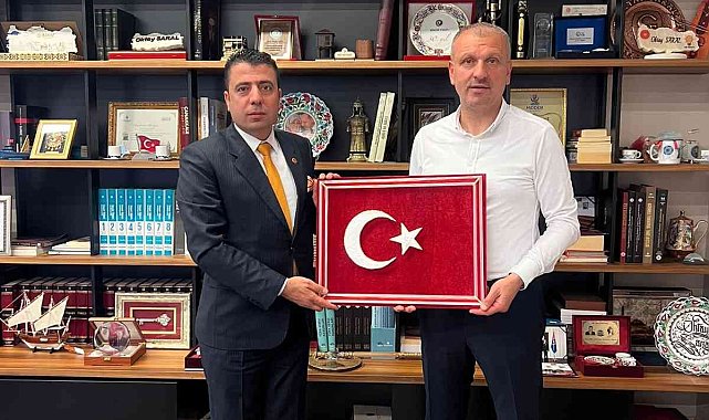 Ekremoğlu, Cumhurbaşkanı Başdanışmanı Oktay Saral ile bir araya geldi
