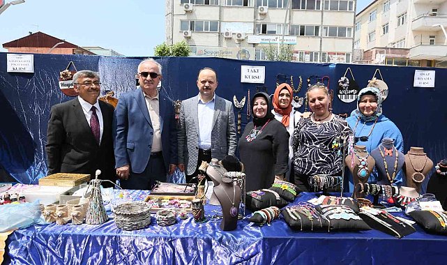 El emeği göz nuru eserler Derince'de görücüye çıktı