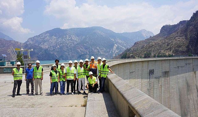 Enerjinin Yıldızları &#039;baraj&#039; dersini Oymapınar Hidroelektrik Santrali&#039;nde aldı