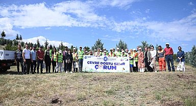 Engelli öğrenciler 200 fidanı toprakla buluşturdu