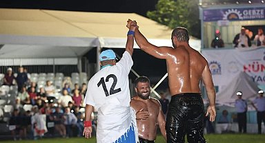 Er meydanında şampiyon, Başpehlivan Ali Gürbüz oldu