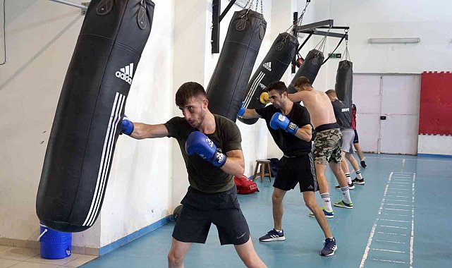 Erkek Boks Milli Takımı, Akdeniz Oyunları&#039;na hazırlanıyor