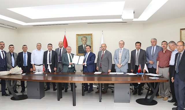 ERÜ ve Koop-İş Sendikası Arasında Toplu İş Sözleşmesi İmzalandı