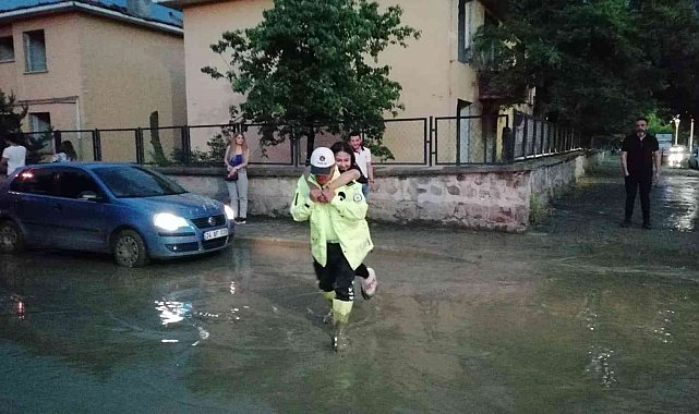 Erzincan polisinden özverili çalışma