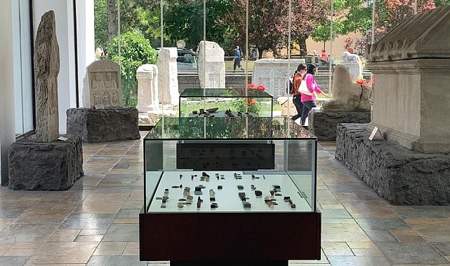 Eski çağlara ait onlarca mühür ziyaretçilerini bekliyor