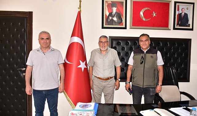 Eskişehir Orman Bölge Müdürü Boz&#039;dan Başkan Bozkurt&#039;a ziyaret