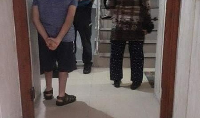 Evine dolan sel sularından zor kurtarıldı