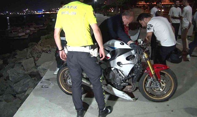 Fatih'te motosiklet kayalıklara uçtu: 1 yaralı