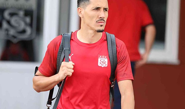 Fayçal Fajr, Al Wehda FC Mekke ile anlaştı