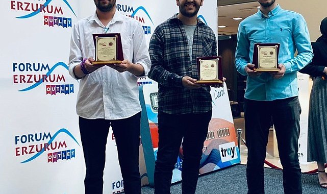 Forum Erzurum Outlet'de öğrencilere destek veren anlamlı etkinlik