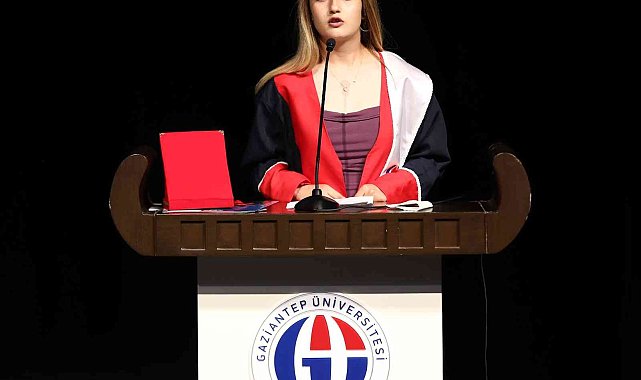 GAÜN Spor Bilimleri Fakültesi öğrencileri coşkuyla mezun oldu