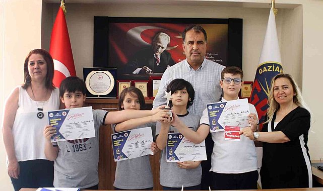 Gaziantep Kolej Vakfı&#039;na &#039;&#039;Yükselen Yıldızlar&#039;&#039; ödülü