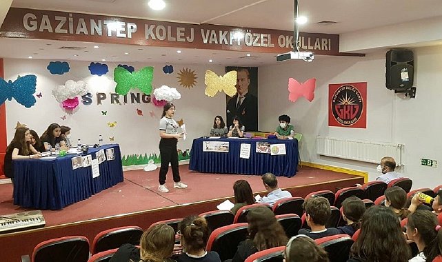Gaziantep Kolej Vakfı'nda münazara heyecanı