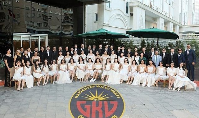 Gaziantep Kolej Vakfı&#039;ndan mezunlarına muhteşem balo