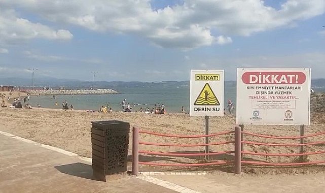 Gece denize girip boğulan genç hayatını kaybetti