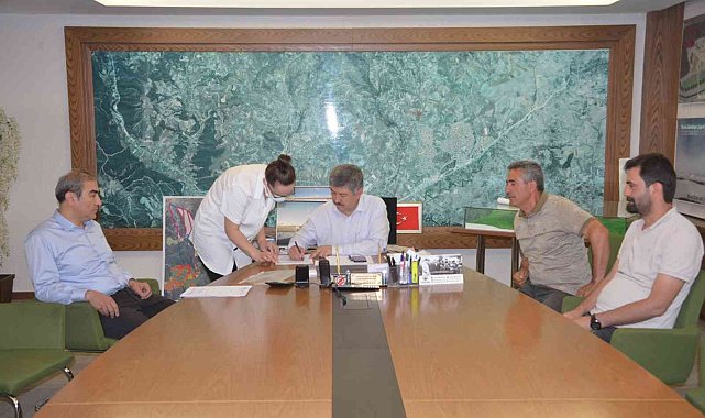 Gediz'de 36 adet termal konaklama birimleri sözleşmesi imzalandı