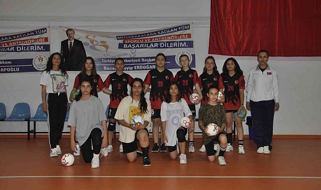 Geleceğin hentbolcuları yetişecek